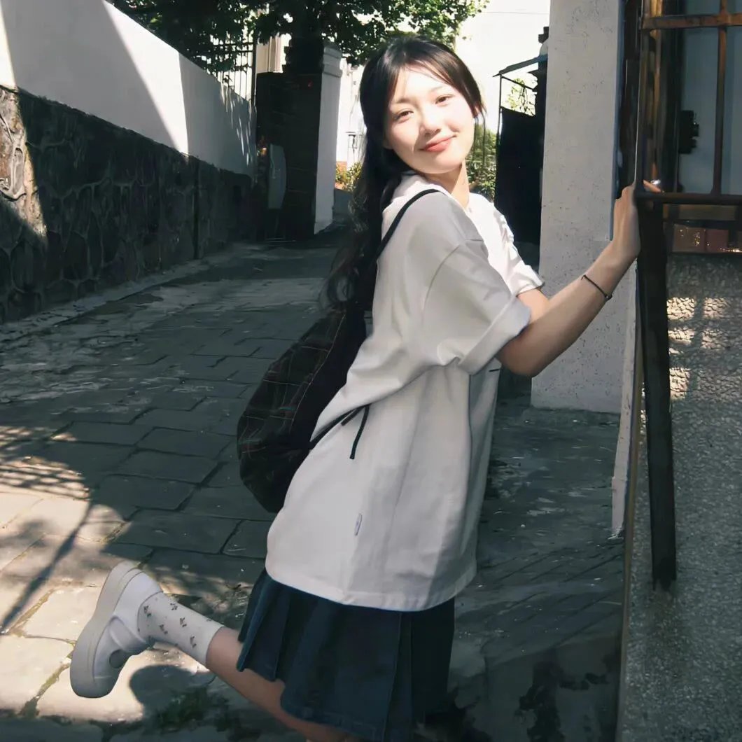 何处能容我